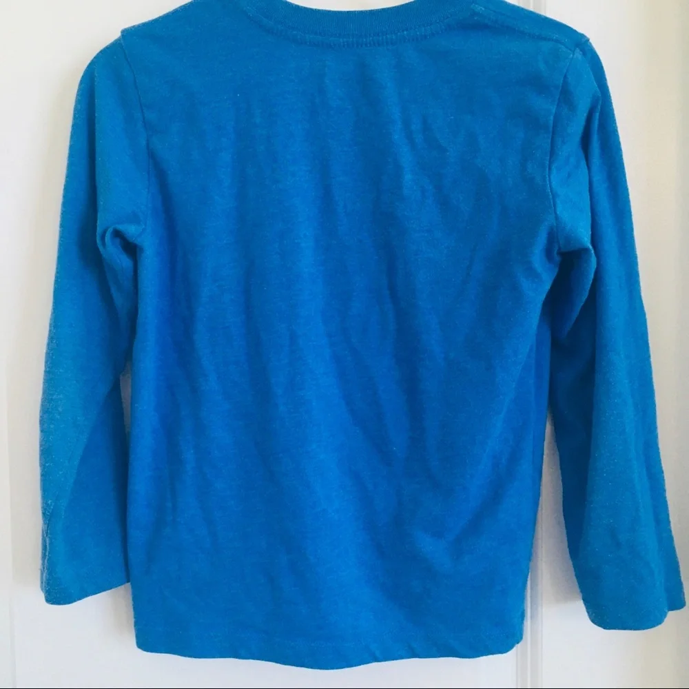 Children’s Place boy’s Long sleeve blue Tshirt size small 5/6